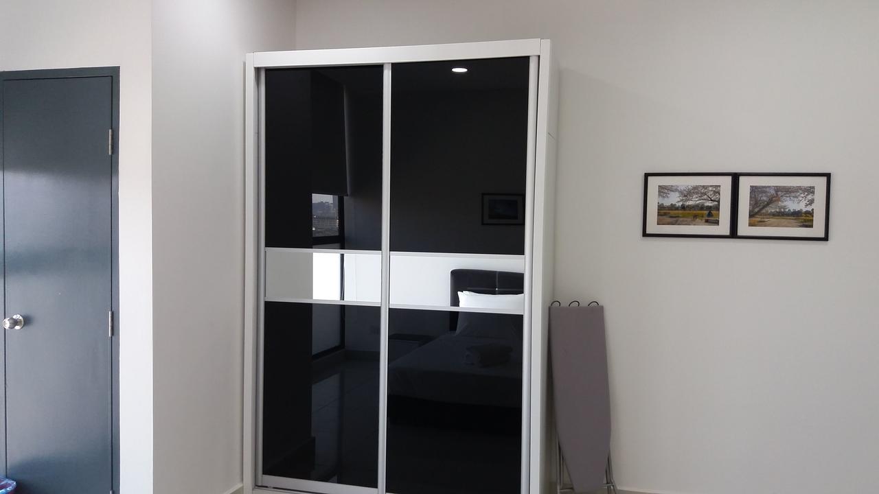 A Suites - Atria Sofo Suites Petaling Jaya Buitenkant foto