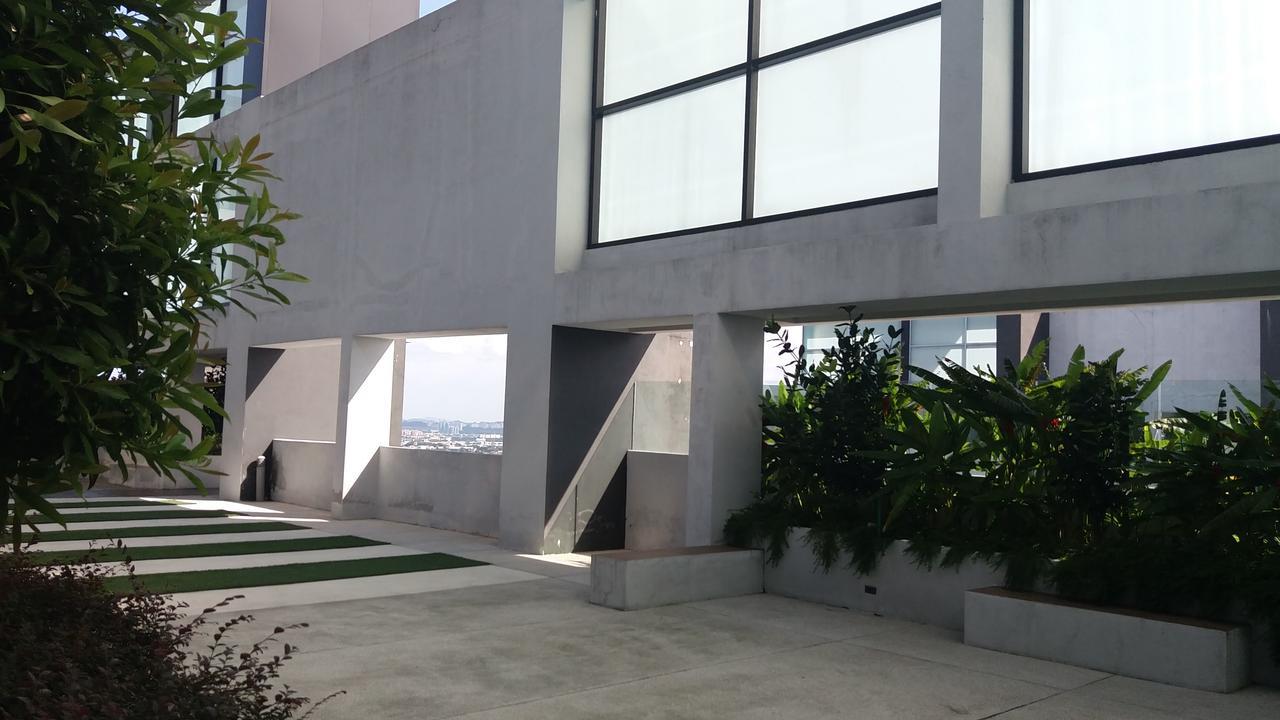 A Suites - Atria Sofo Suites Petaling Jaya Buitenkant foto